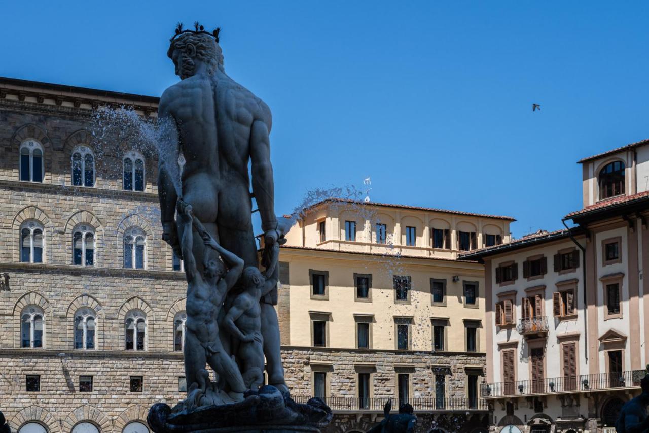Apartments Florence - Palazzo Signoria Luxury Apartments 10- Giuditta Екстер'єр фото